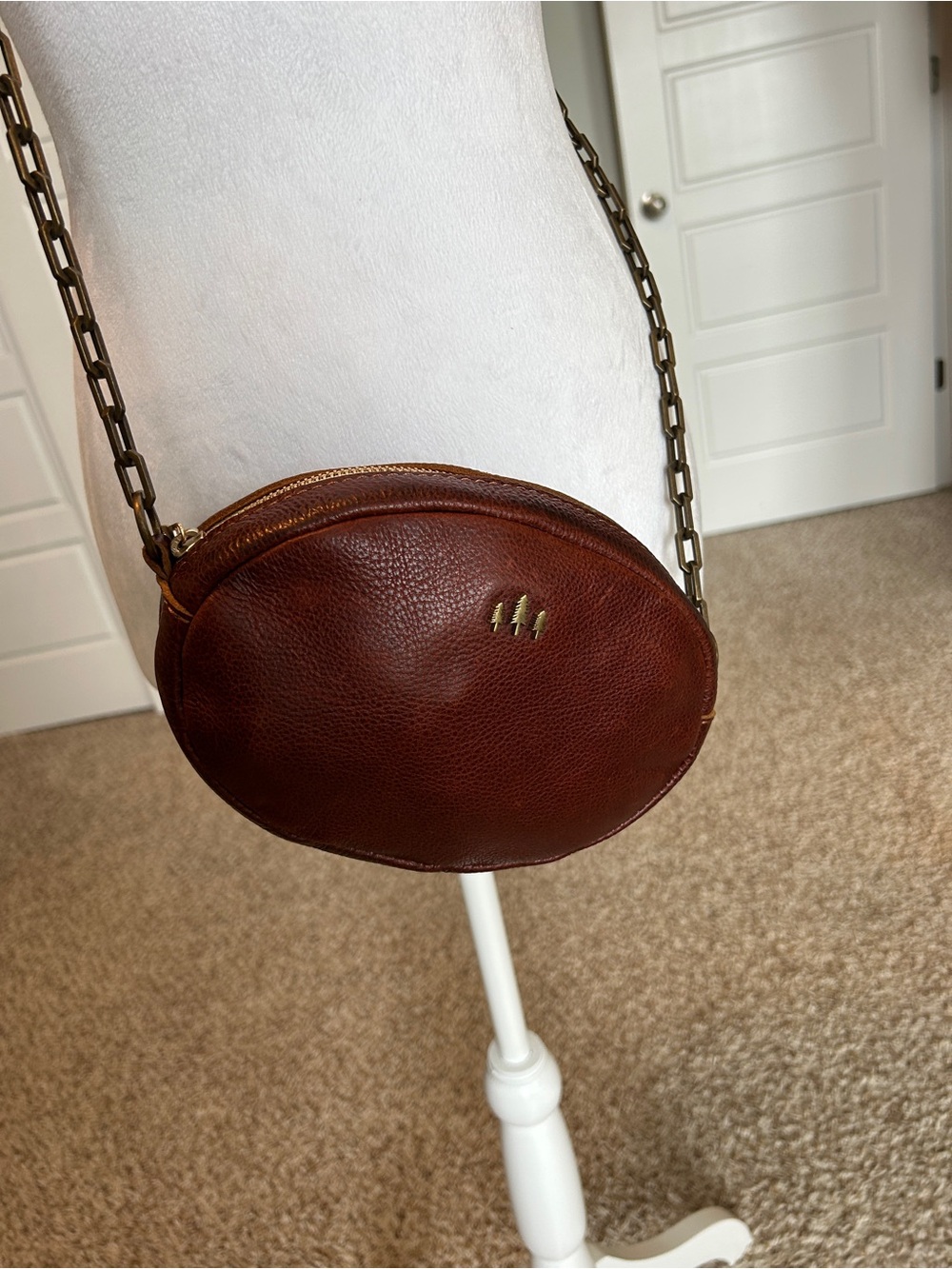 PORTLAND LEATHER Roswell Crossbody in Nutmeg Antique Gold-tone Chain (Retired) - Picture 12 of 13